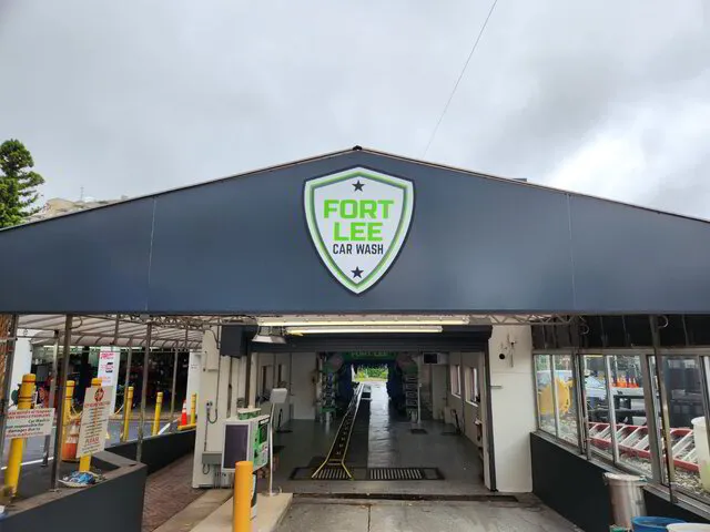 Fort Lee CarWash location